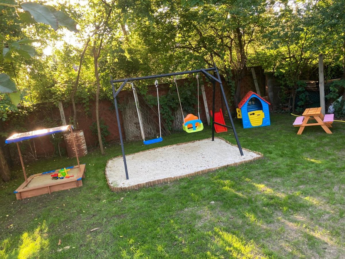 Sun&Fun Vendeghaz Villa Balatonakarattya Dış mekan fotoğraf